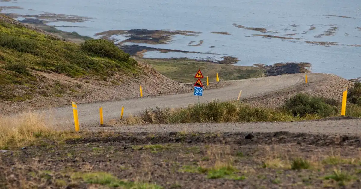 Brú yfir Djúpafjörð boðin út í næstu viku
