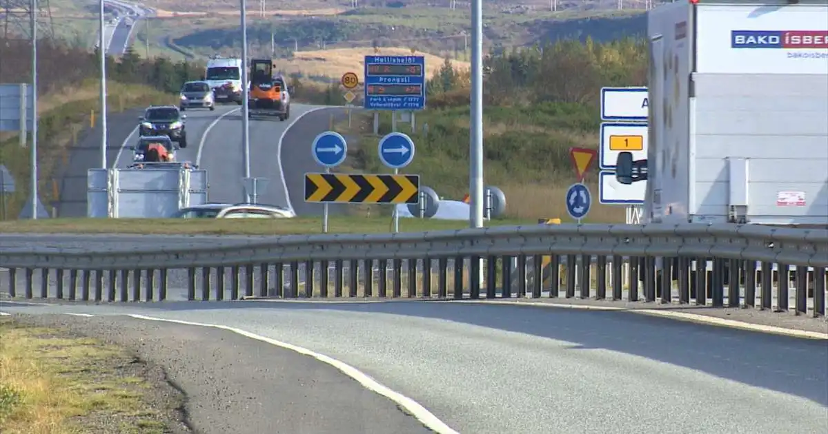 Búast má við töfum á Suðurlandsvegi við Hólmsá