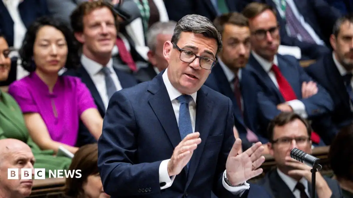 Burnham pressed on economy at first PMQs as UK borrowing costs rise