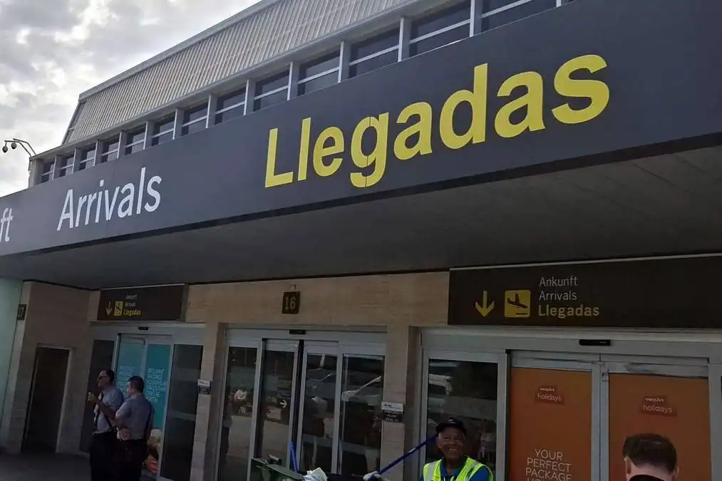 Canary Islands only major Spanish destination to see tourists AND spending fall in July