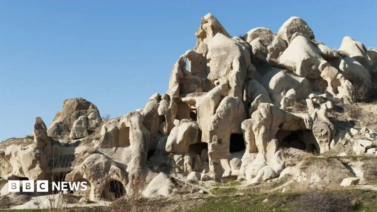 Cappadocia: Rock collapse kills two in Turkey's Cappadocia, local media reports