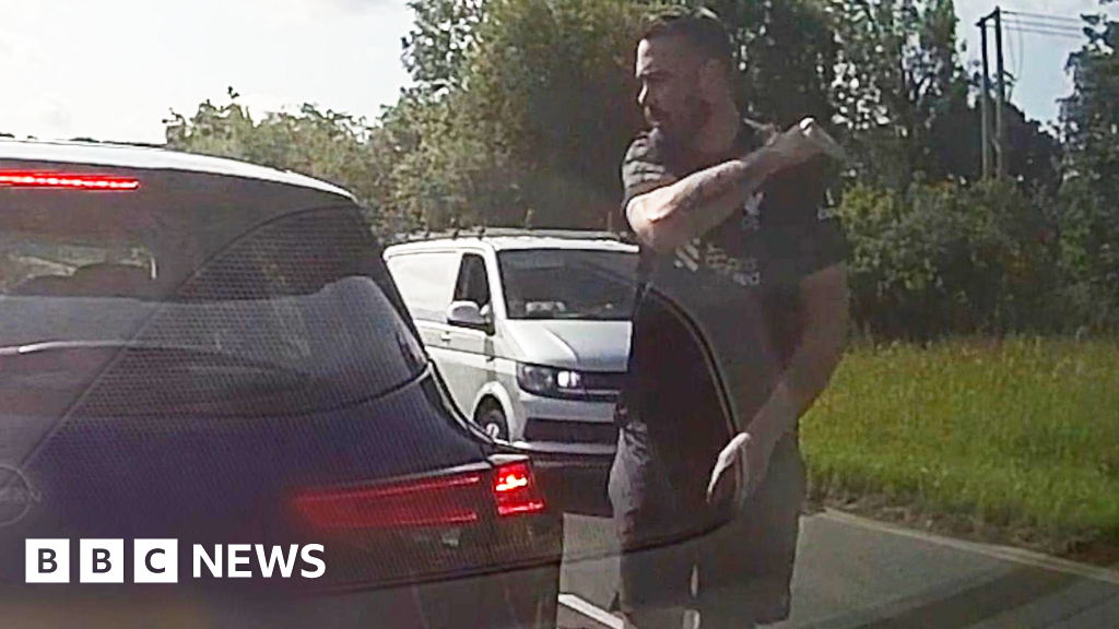 Conwy road-rage driver caught on his own dashcam punching motorist