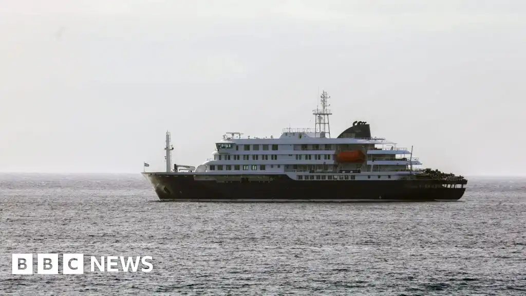 Cruise ship with hantavirus outbreak to sail to Canary Islands