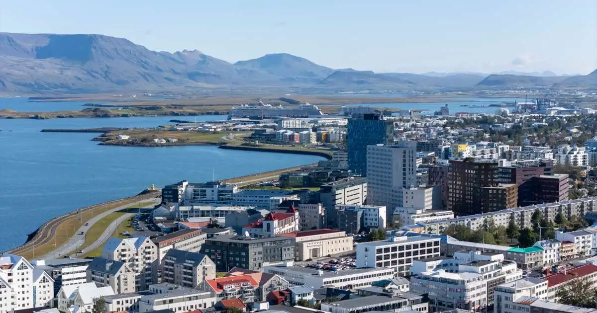Dæmdur fyrir að verða konu að bana á Sæbraut