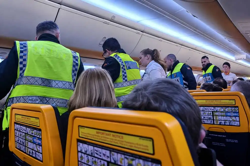 Disruptive passengers could be banned from multiple airlines under new UK rules