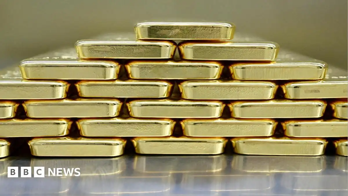 DNB: Netherlands bank moves billions in gold to London in 'crisis preparedness' move