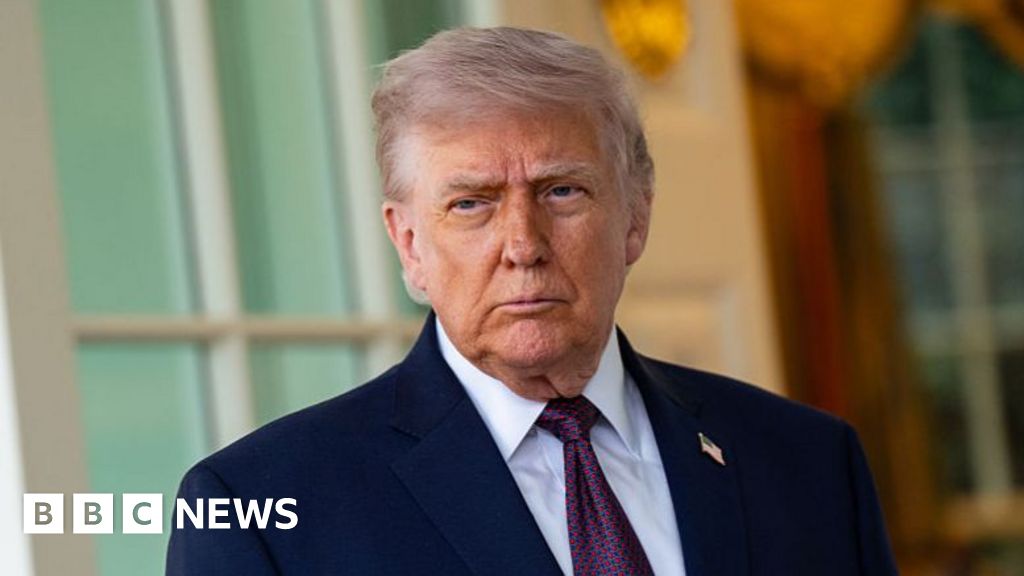 Donald Trump: US will not lift Hormuz blockade until deal made with Iran