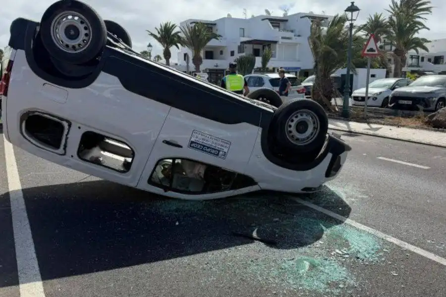 Driver injured after car flips over in Costa Teguise