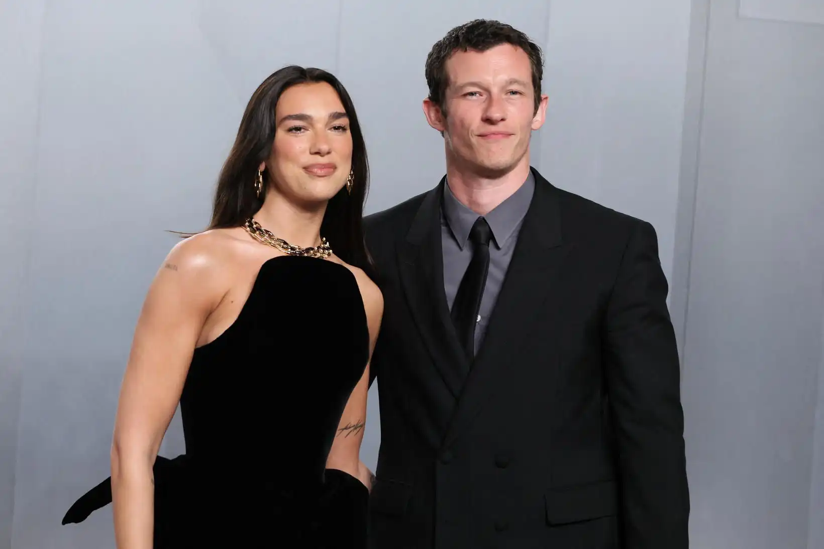 Dua Lipa og Callum Turner gengu í það heilaga - MBL.IS