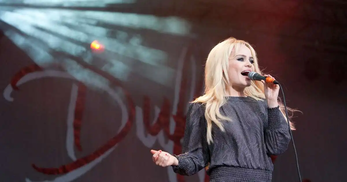 Duffy stígur á svið á ný eftir 15 ára hlé