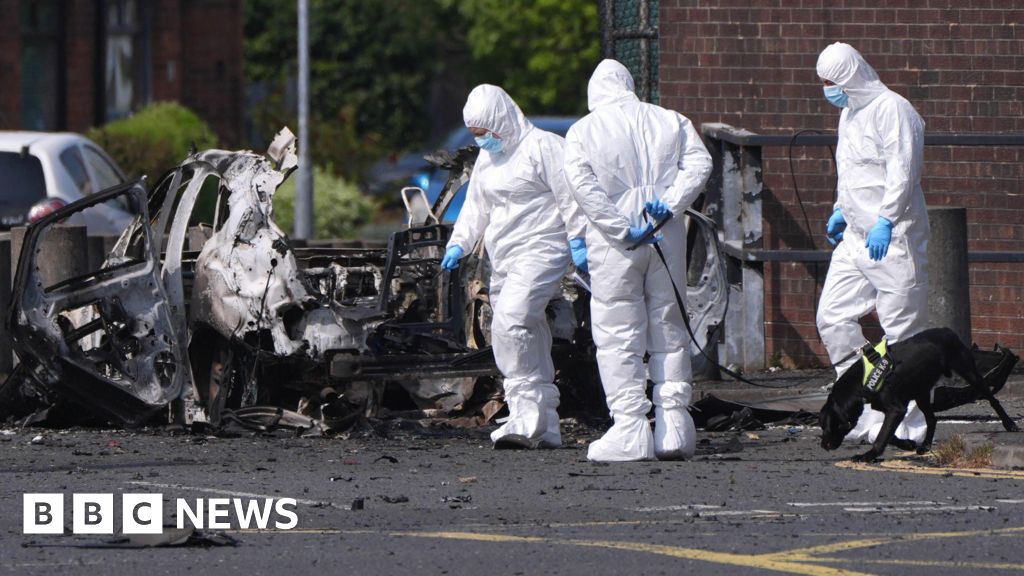 Dunmurry: Car bomb attack 'reckless and stupid', says police chief