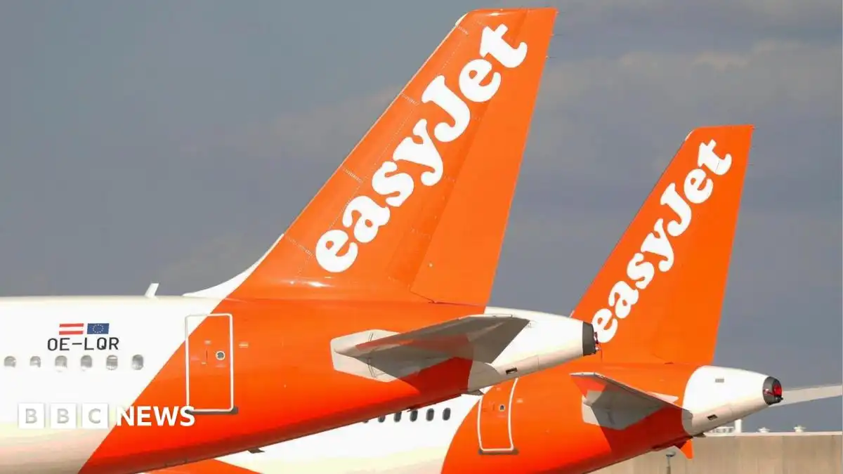 EasyJet agrees in principle to rival £5.7bn takeover bid from US company