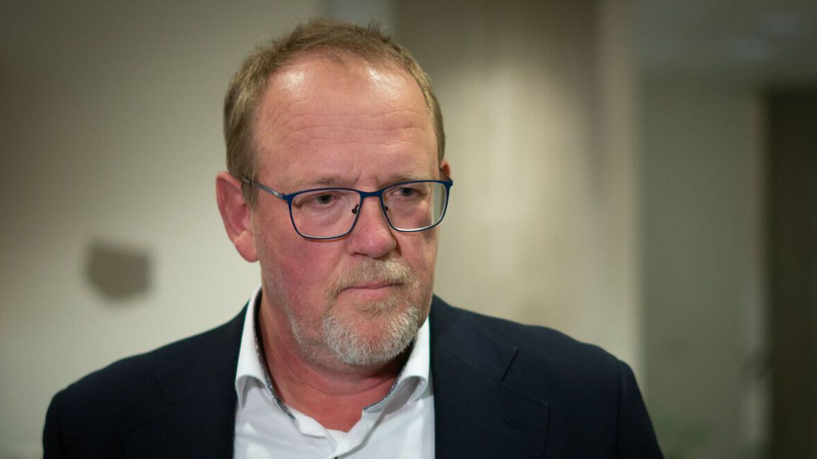 Eftir­litið á að hefjast á morgun en verður mótað eftir helgi - Vísir