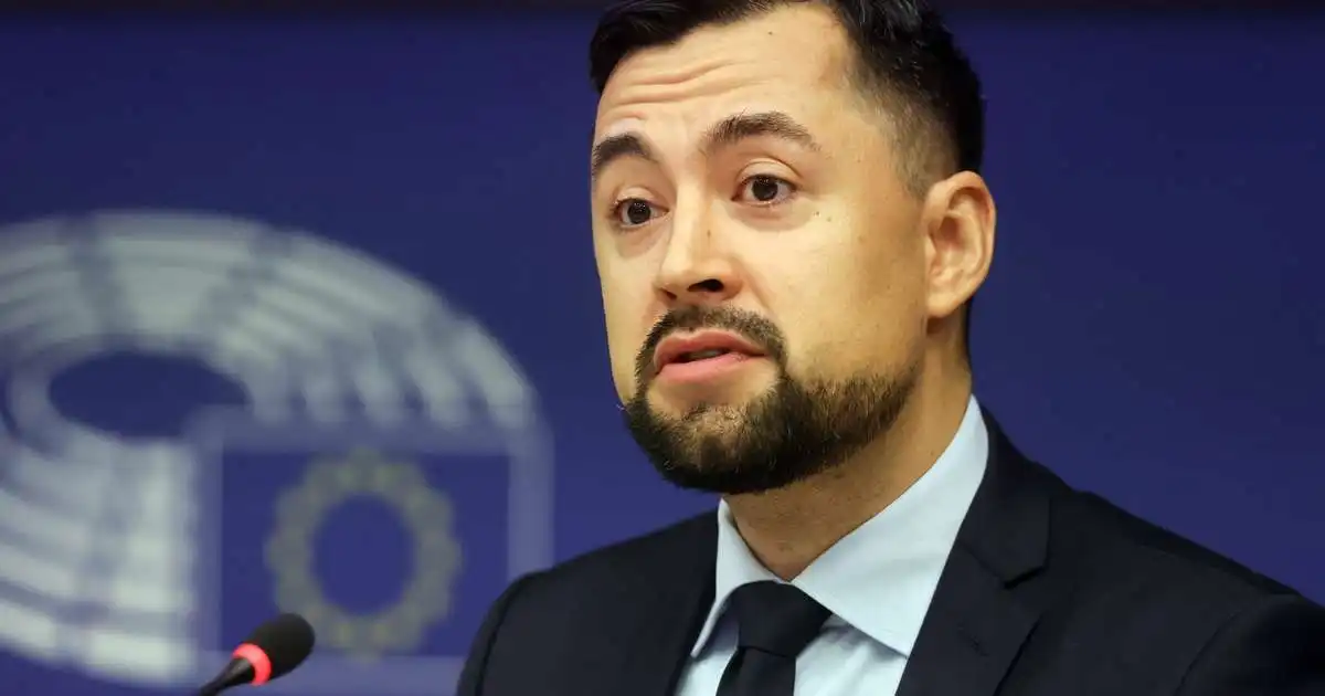 Egede segir að erfitt verði að efla traust til Bandaríkjanna að nýju þótt brýnt sé