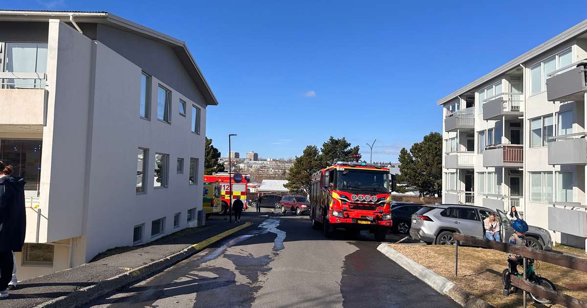 Einn á slysadeild eftir eldsvoða í Kópavogi