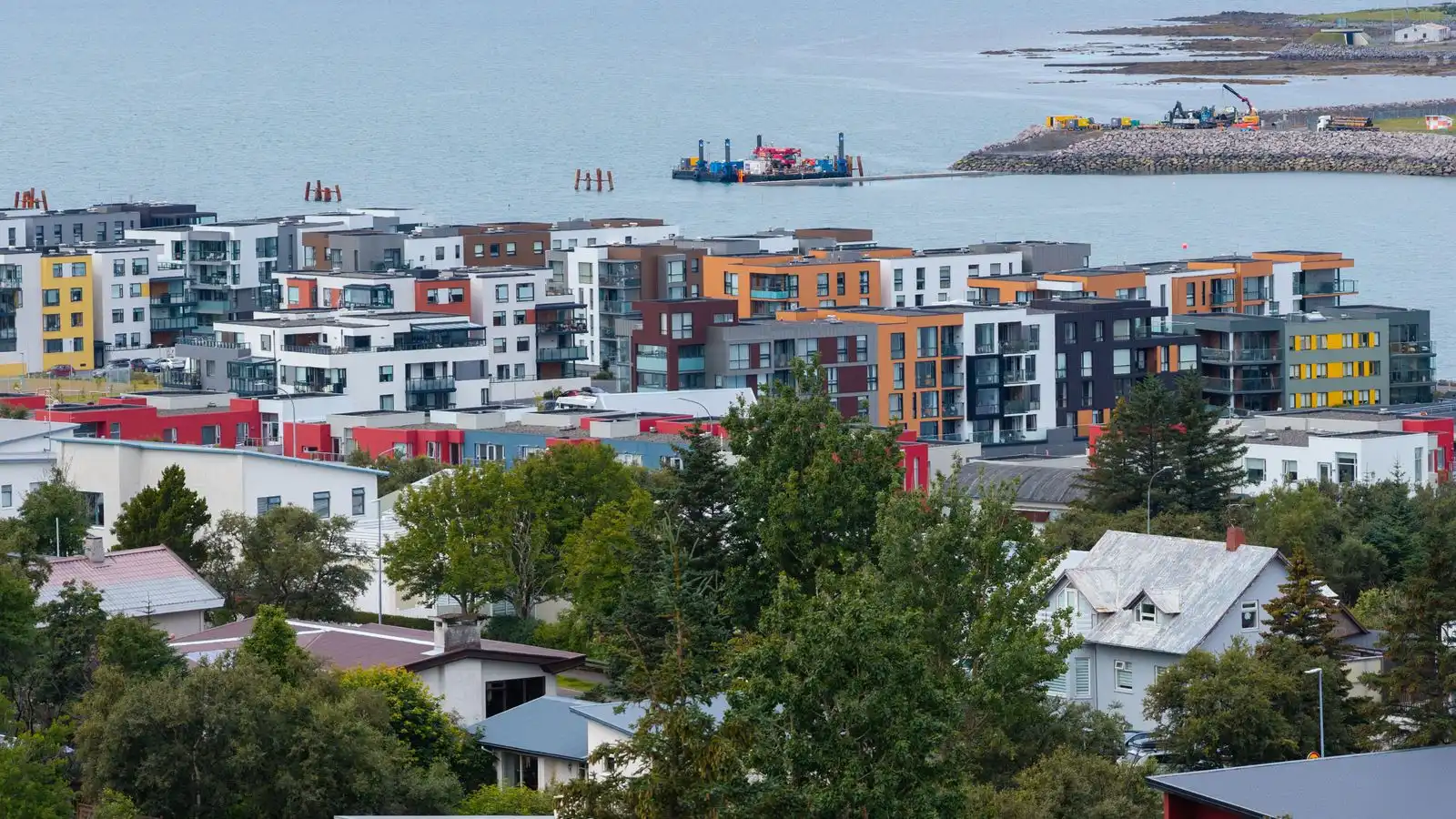 Einn fluttur á slysa­deild í kjöl­far al­var­legrar líkams­á­rásar - Vísir