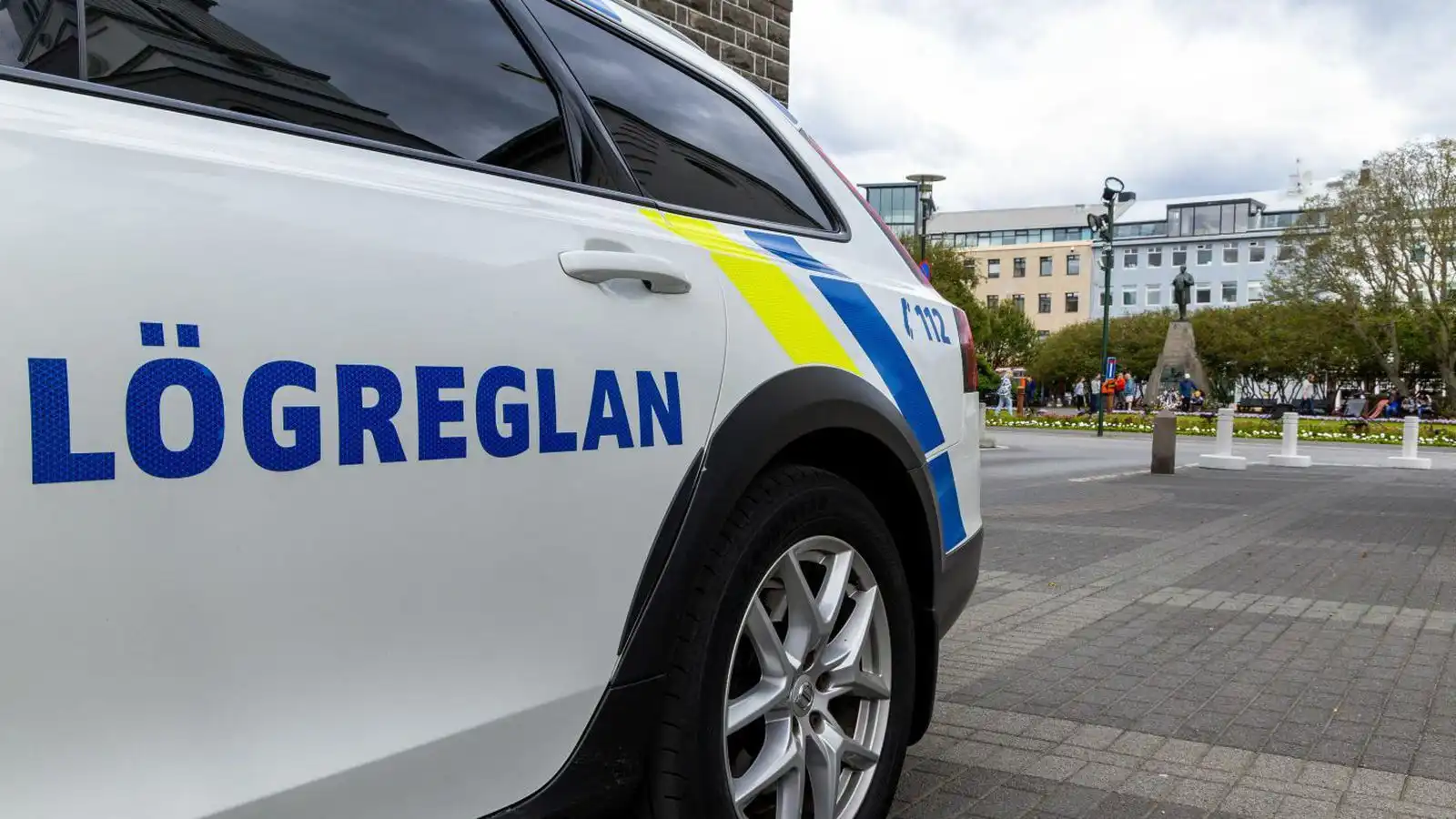 Einn fluttur á spítala eftir líkams­á­rás - Vísir