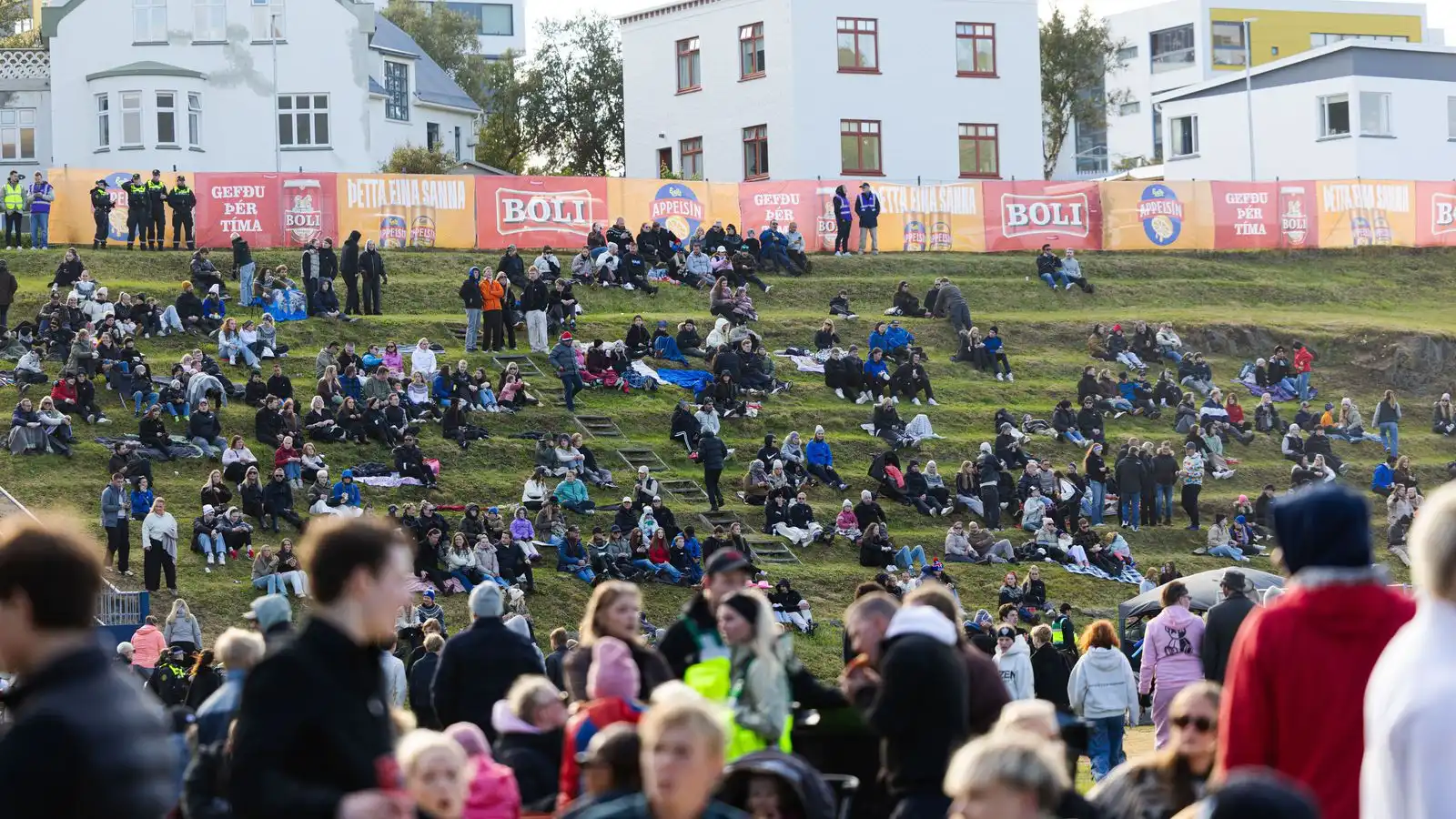 Einn hand­tekinn vegna grófrar líkams­á­rásar - Vísir