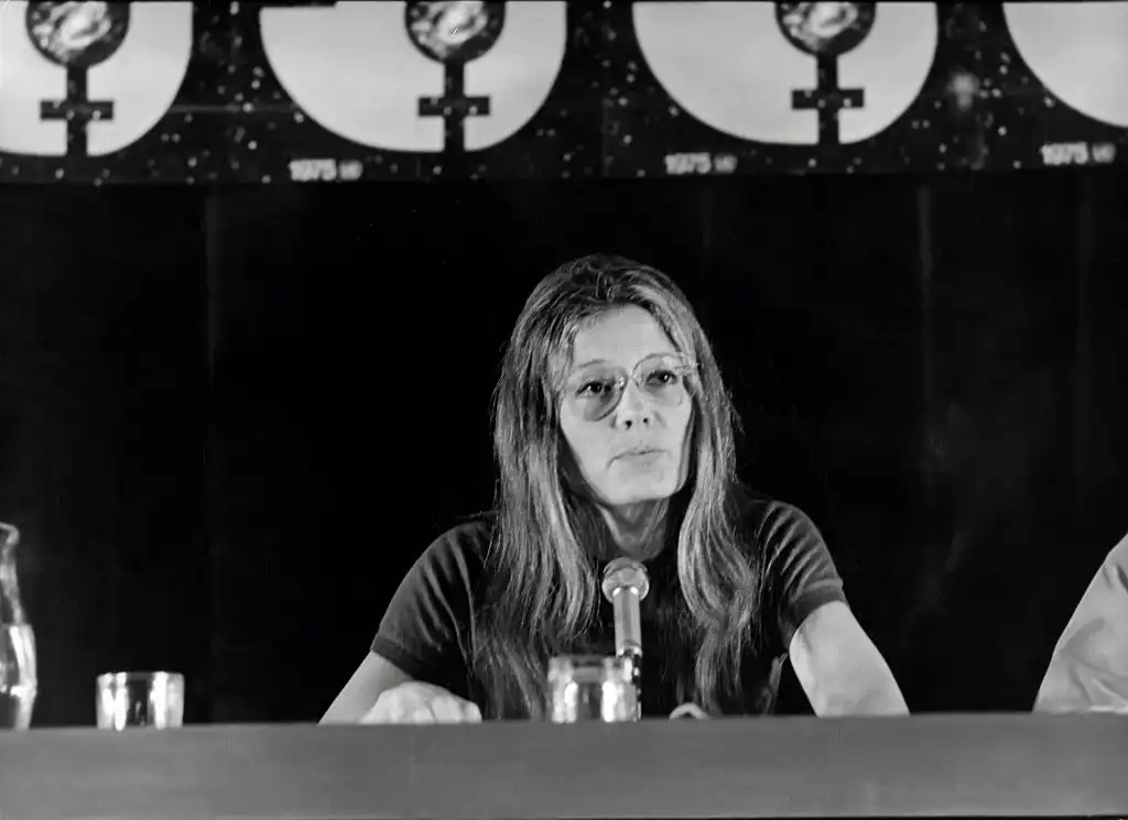 Einn þekktasti femínisti sögunnar, Gloria Steinem, er látin