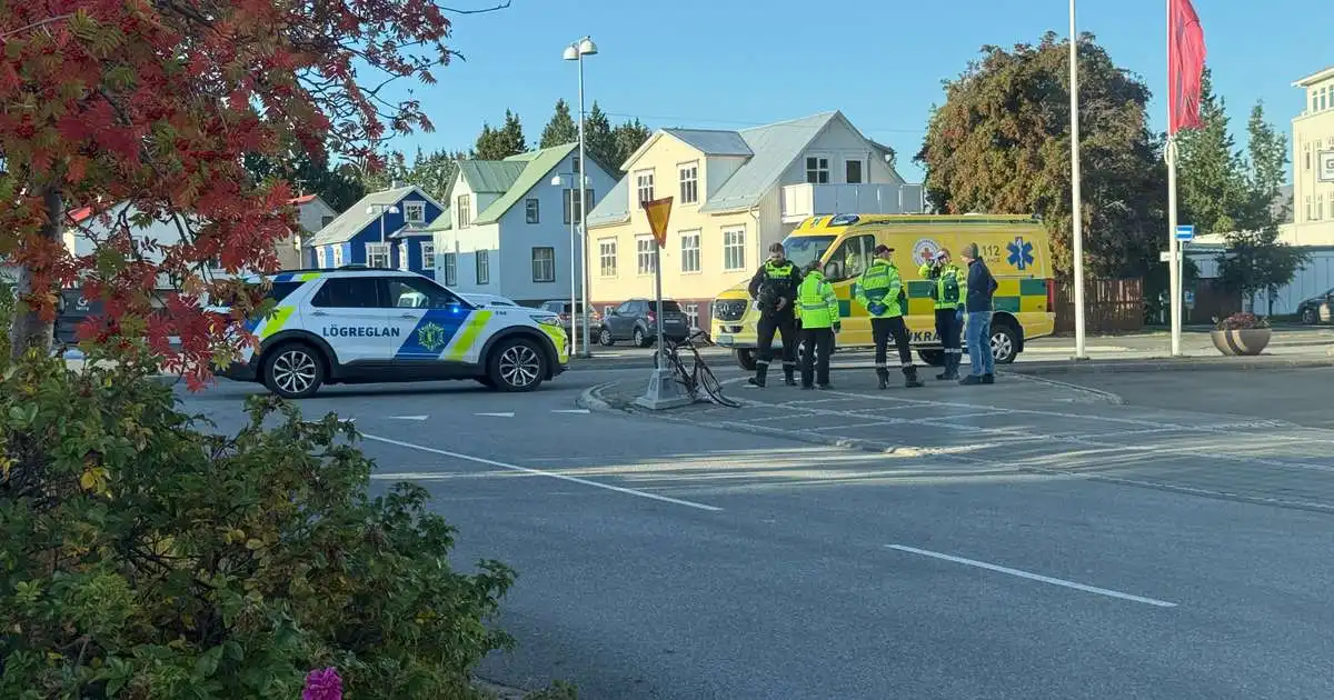 Ekið á hjólreiðamann