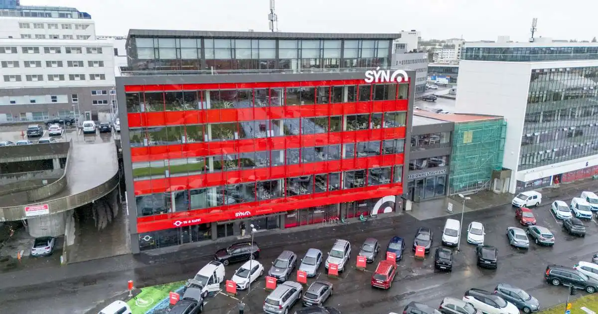 Ekkert verður af kaupum Símans á vef- og útvarpsmiðlum Sýnar