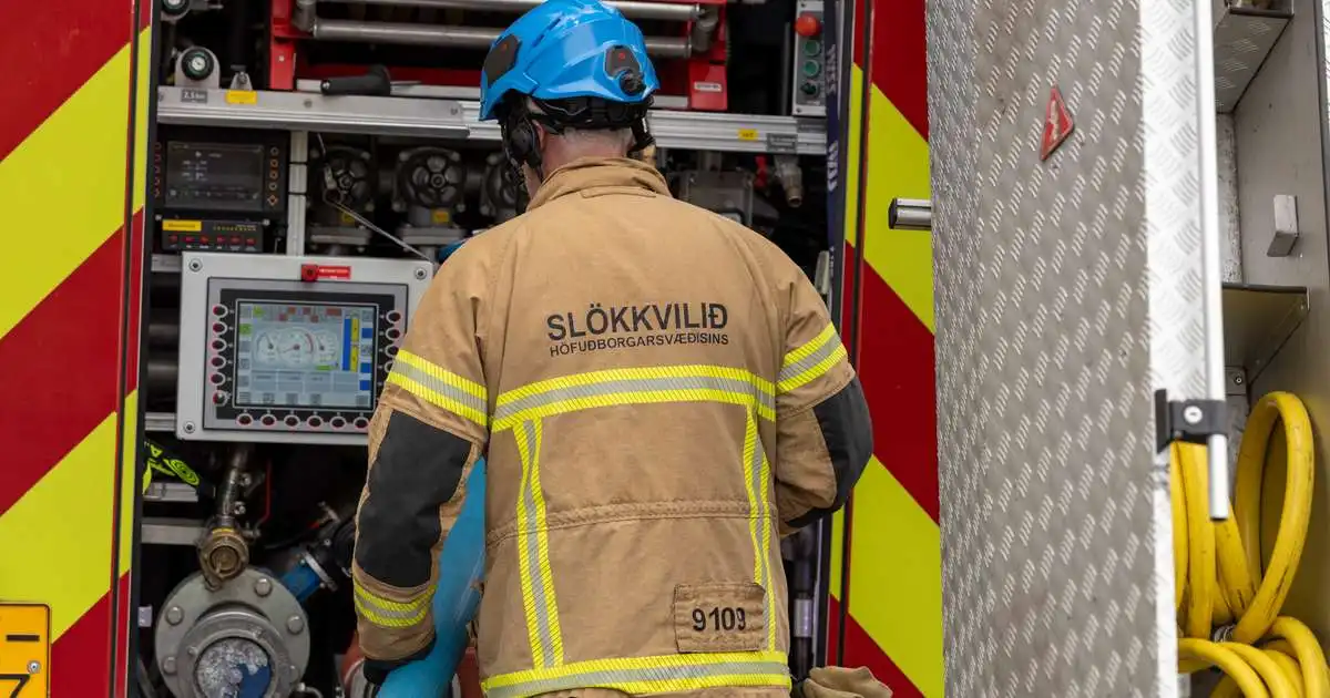 Eldur í smáhýsi á Fiskislóð