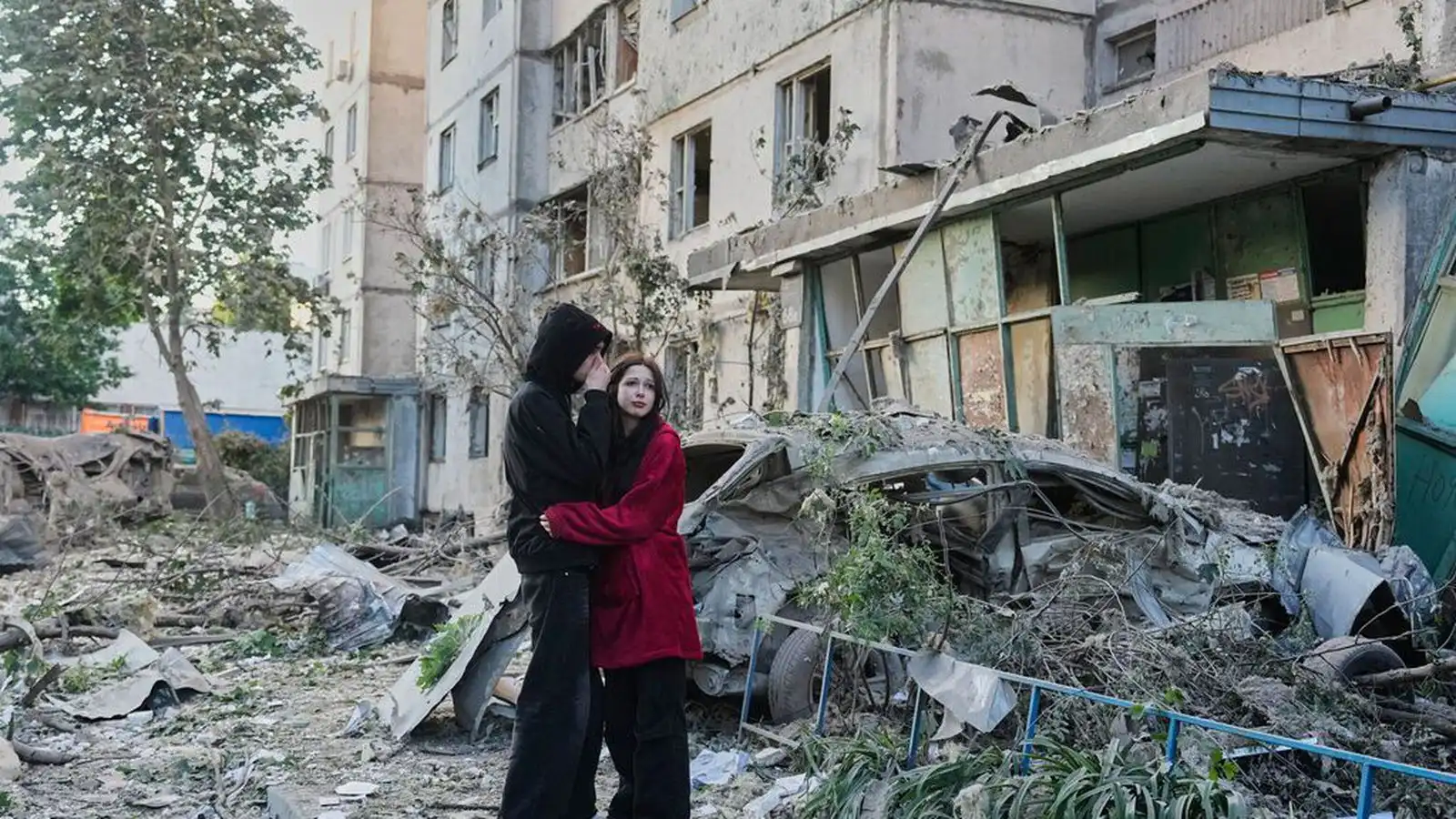 Ellefu látnir í um­fangs­miklum á­rásum Rússa - Vísir
