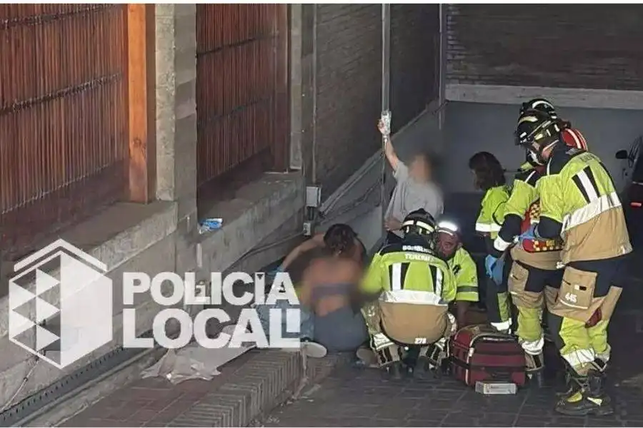 Employee seriously injured after falling 15 metres from building in Tenerife