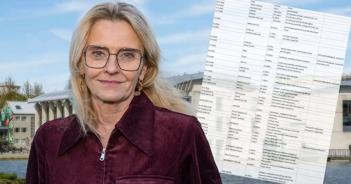 Endurgreiddi tvo gamla reikninga eftir umfjöllun um kortanotkun