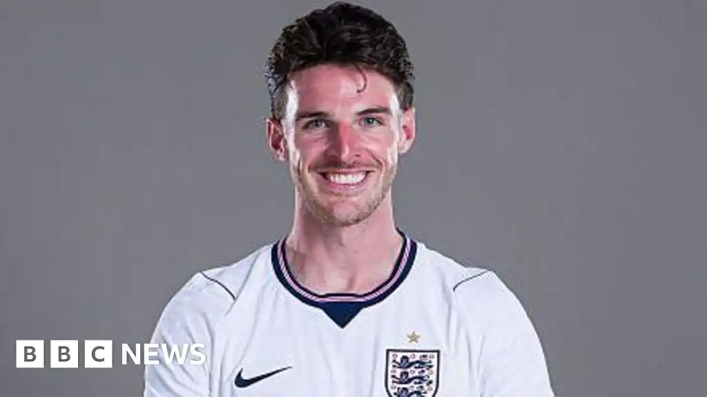 England midfielder Declan Rice on his sunburn and World Cup heat