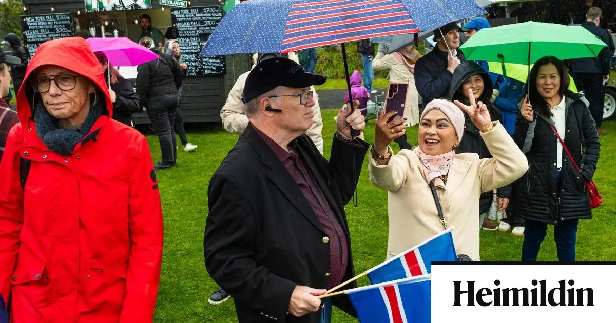 Erlendum ríkisborgurum fjölgar áfram á Íslandi
