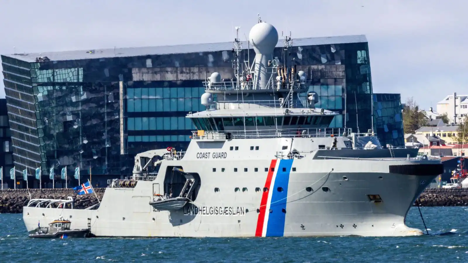 Fá loksins að fagna aldarafmælinu - Vísir