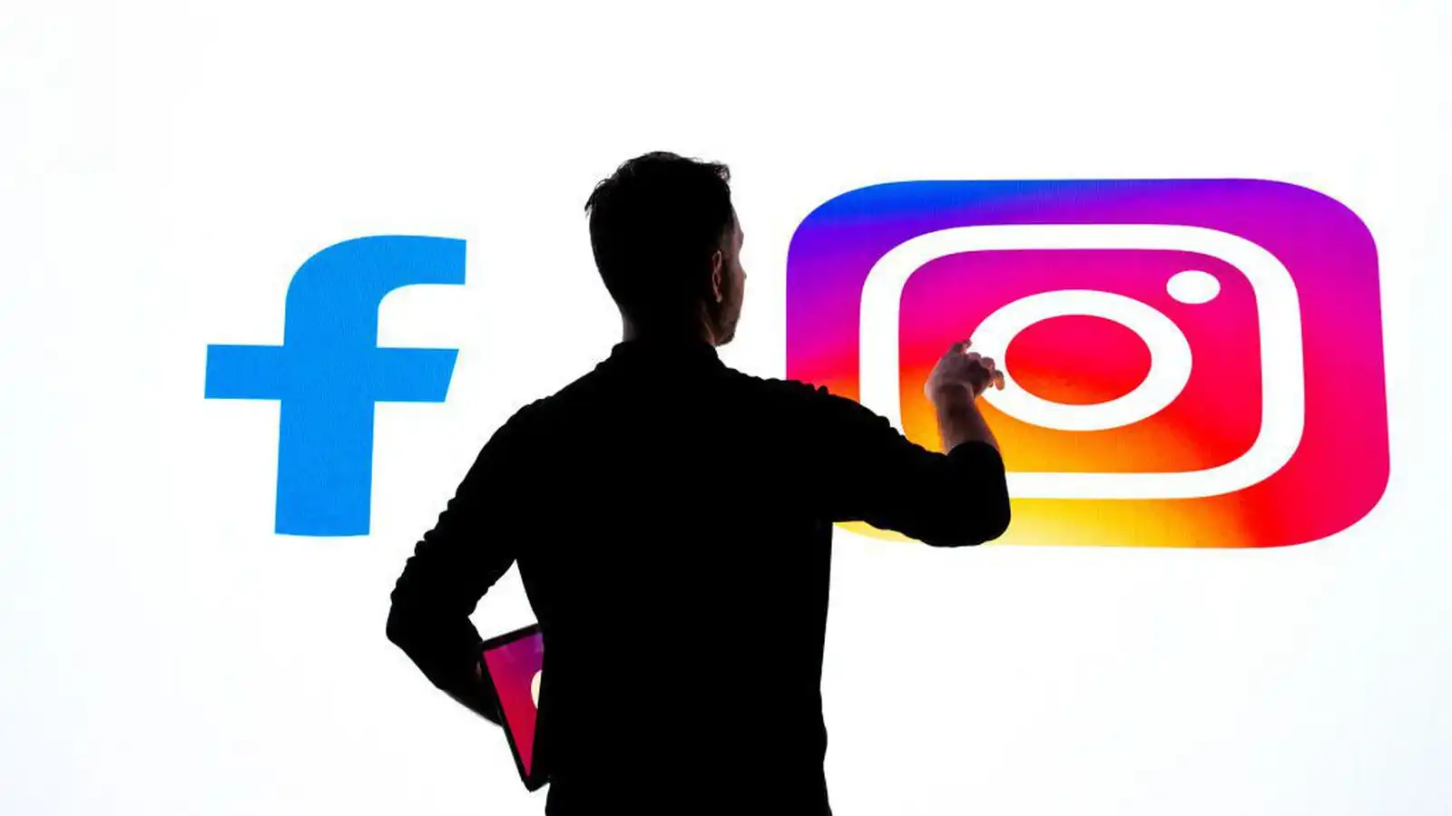 Facebook og Instagram liggji niðri vegna bilunar - Vísir