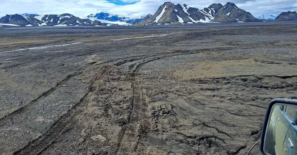 Ferðamennirnir sektaðir fyrir utanvegaakstur