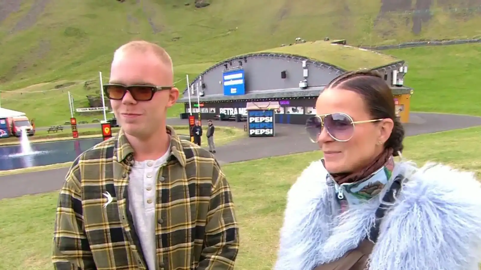 Fiðrildi og flug­eldar í maganum í Herjólfs­dal - Vísir