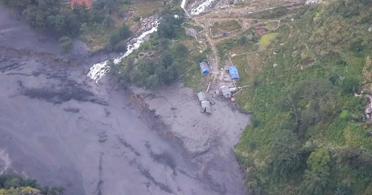 Fimm saknað eftir skyndiflóð í Nepal