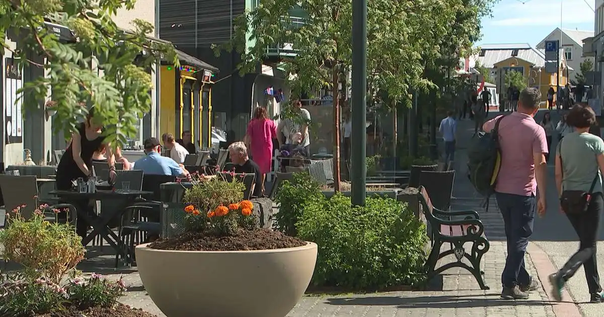 Fimmti hver landsmaður er innflytjandi