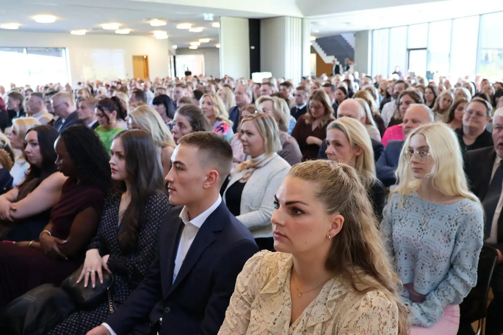 Fjölmennasta útskrift í sögu skólans - MBL.IS
