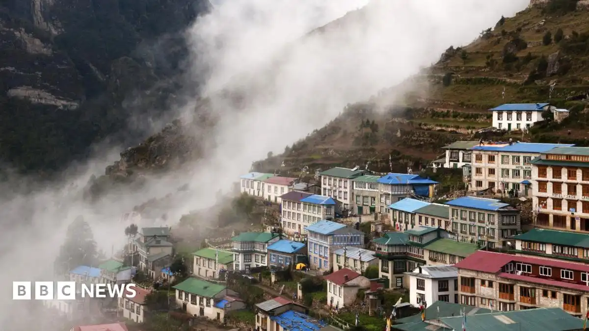 Floods: Building boom in Nepal and India's Uttarakhand puts 300,000 people in path of potential Himalayan disasters, study suggests