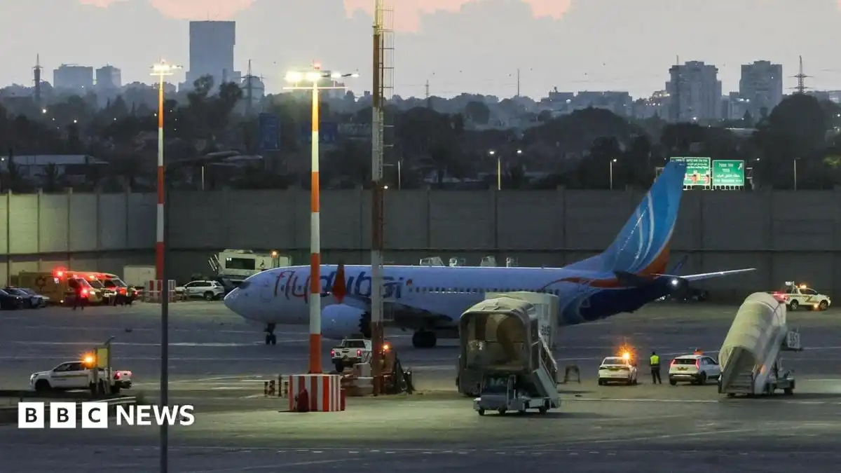 Flydubai co-pilot planned to crash plane into airport, reports suggest