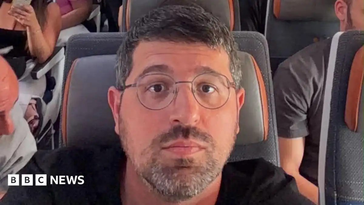 Flydubai passenger describes hugging his children as plane nosedived during attack