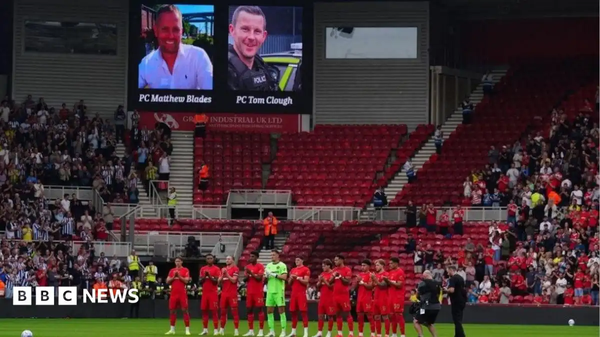 Football fans tribute to crash death Cleveland Police officers