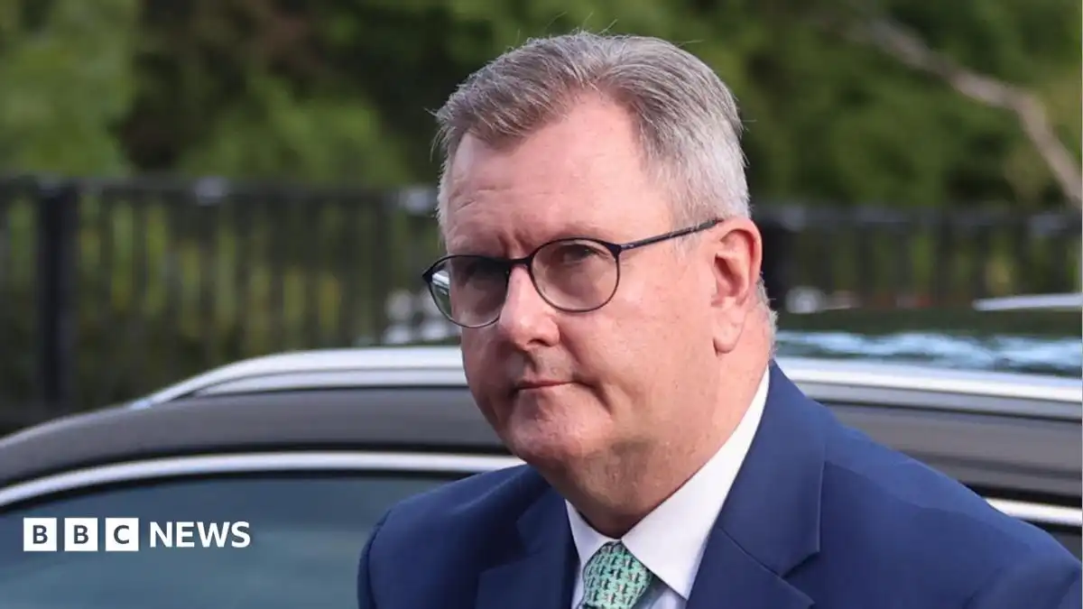 Former DUP leader Jeffrey Donaldson to appeal sex offence convictions