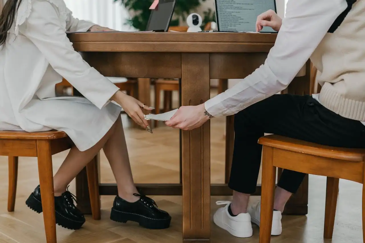 Framhjáhaldið spennandi þar til mágkonan varpaði fram sprengju