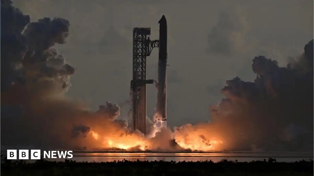 From launch to fiery splashdown, SpaceX's Starship completes orbit test