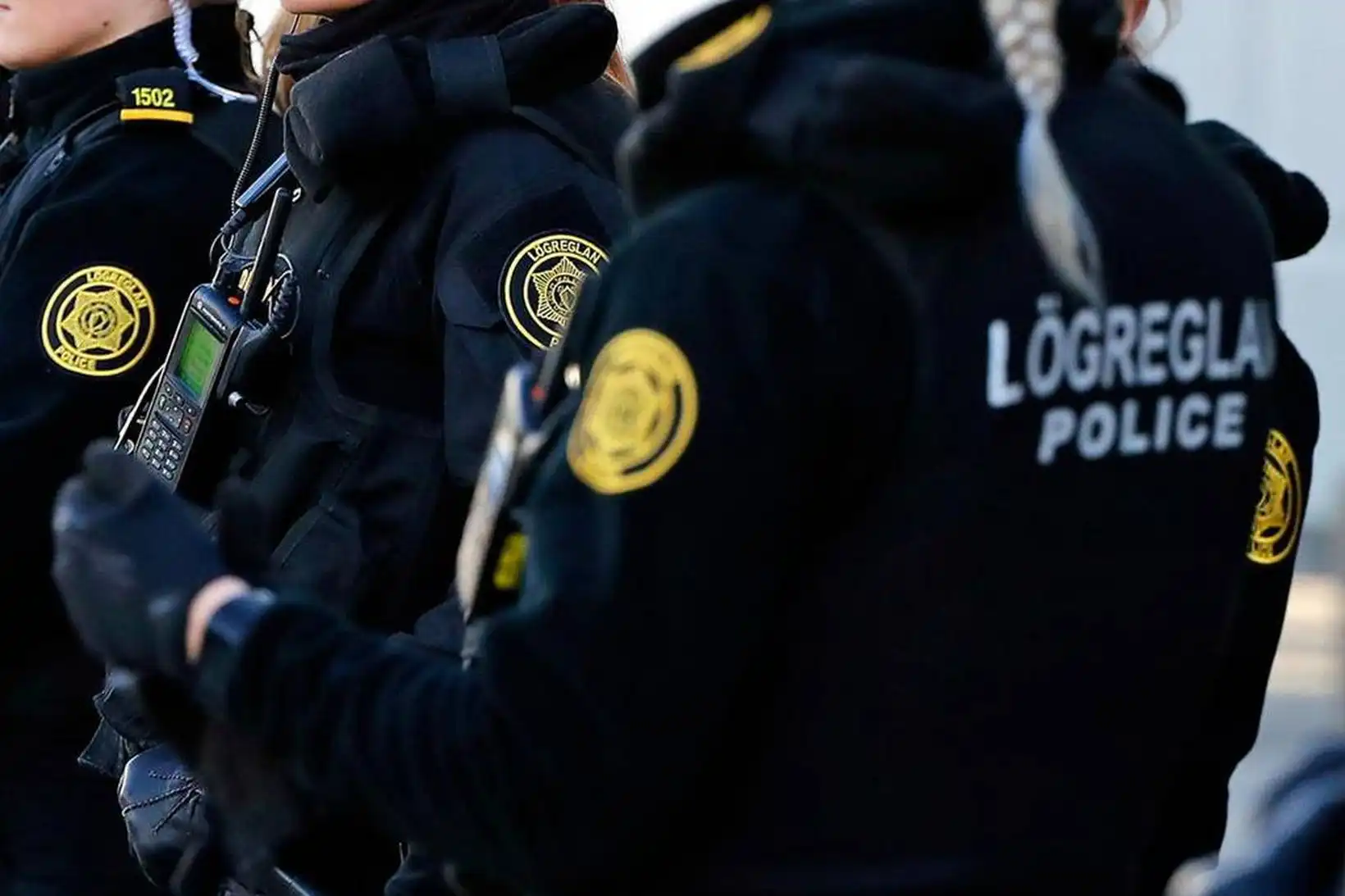 Furðar sig á úlpukaupum á AliExpress - MBL.IS