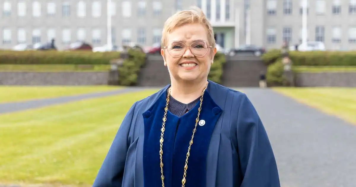 Fyrirlestur Baudenbachers um ESB of pólitískur fyrir hátíðasalinn