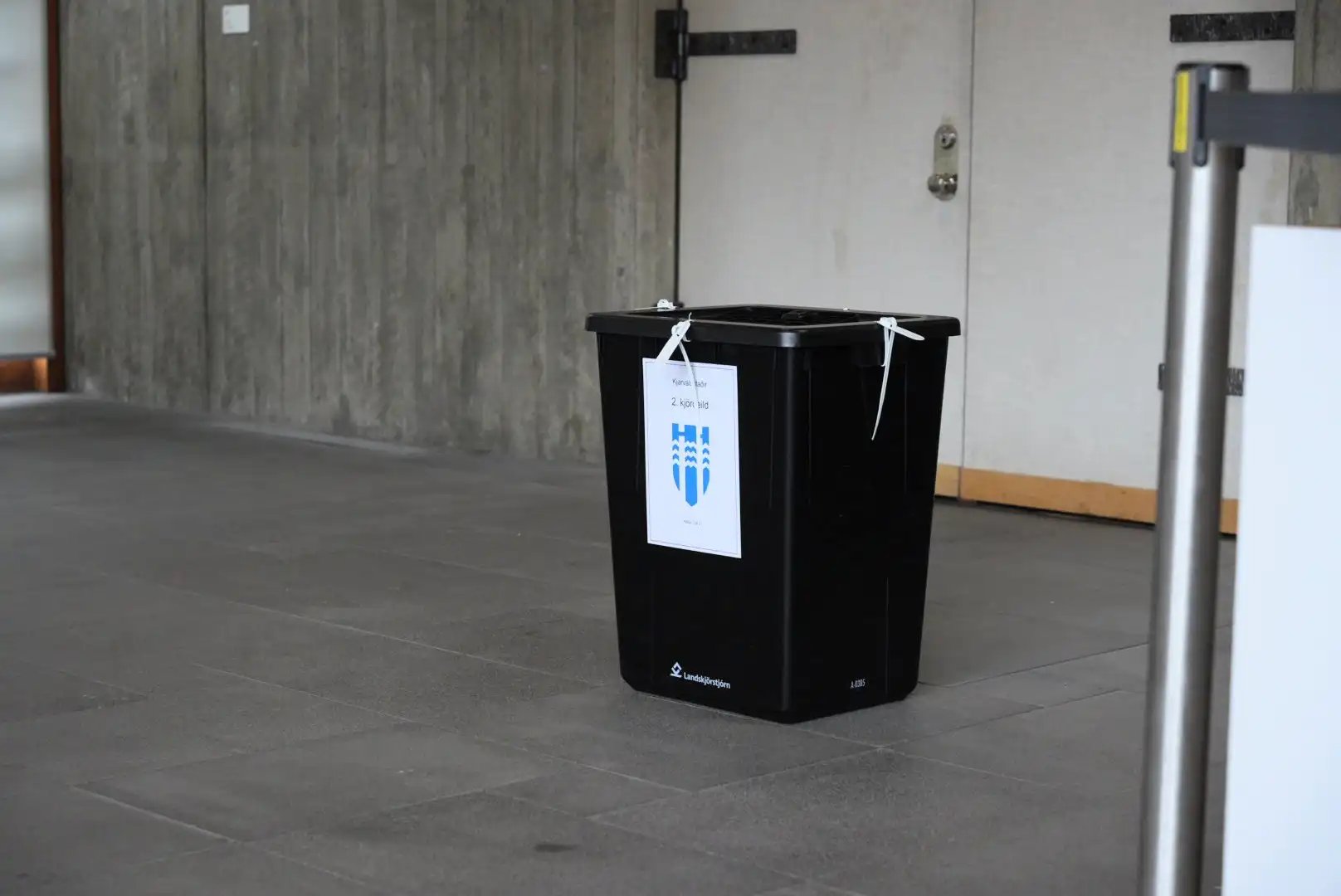 Fyrstu tölur komnar úr Reykjavík - Tveggja flokka meirihluti mögulegur án Samfylkingar - DV
