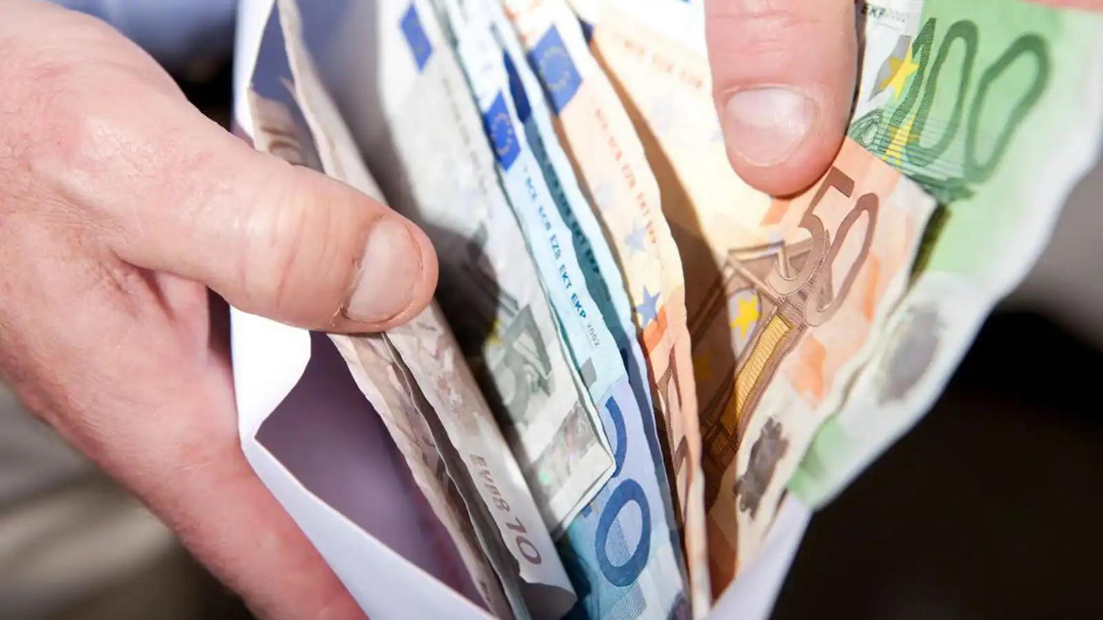 Gátu ekki gefið skýr svör um mögu­legt ástar­sam­band - Vísir