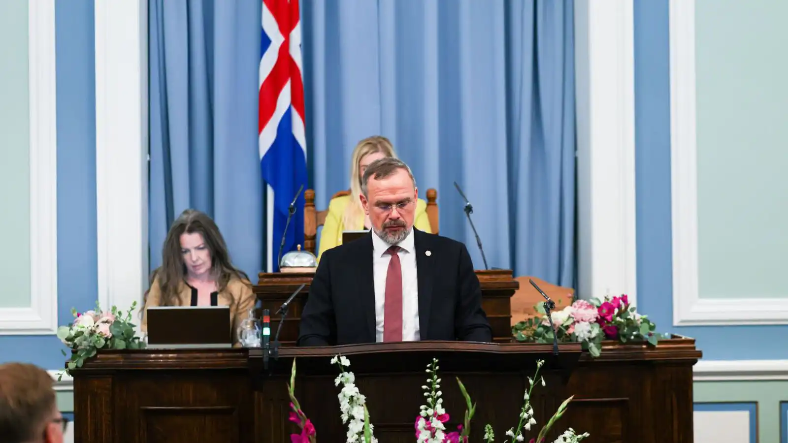 Gera þurfi breytingar á þing­sköpum til að efla virðingu og traust - Vísir